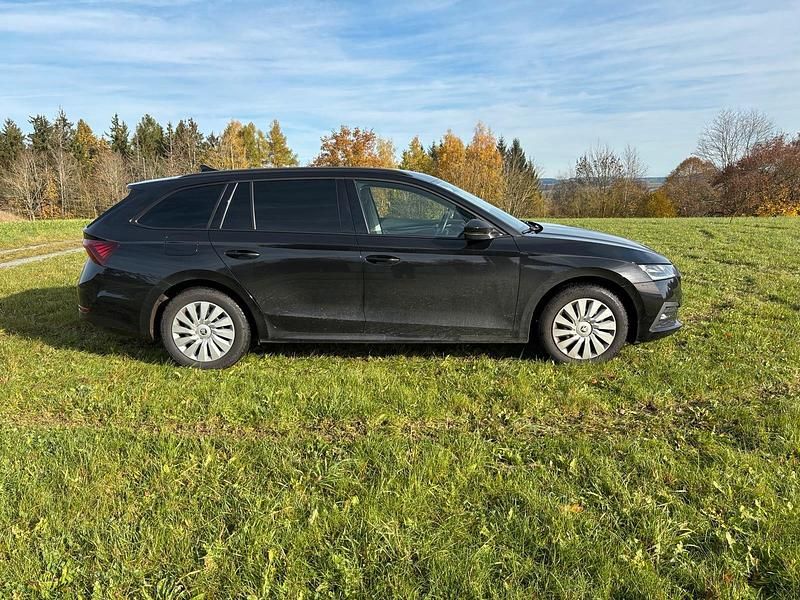 Gebraucht Skoda Octavia 150 PS (110 kW) 2022 Schwarz Kombi