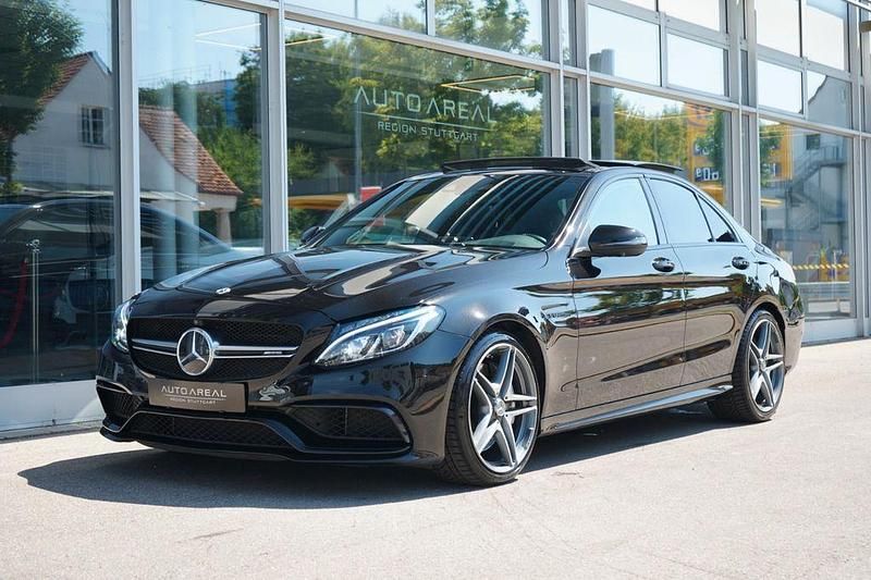 Schwarz Gebraucht 2017 Mercedes C63 AMG AMG Limousine | 42.990 € (Fairer Preis) - Bild 1/4