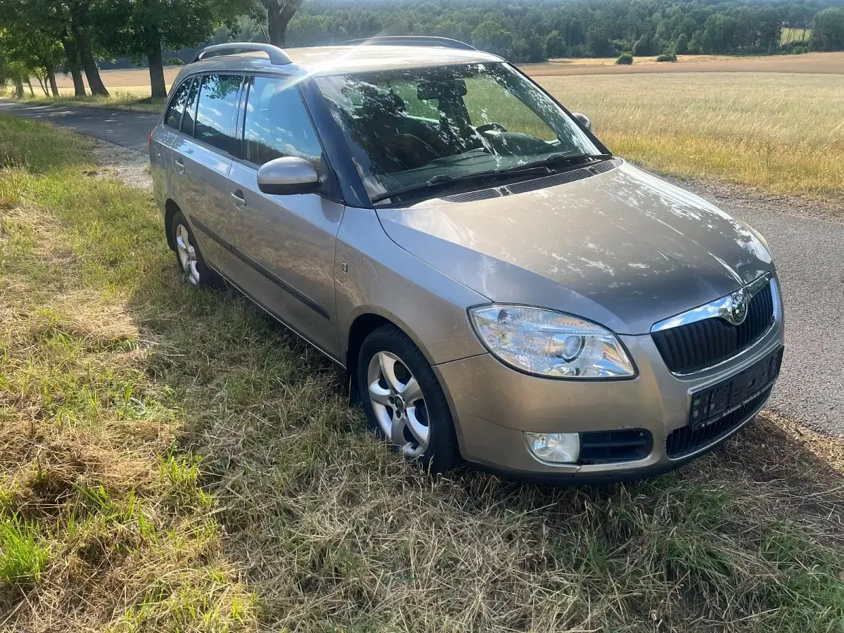 Gebraucht Skoda Fabia 105 PS (77 kW) 2007 Gold Limousine