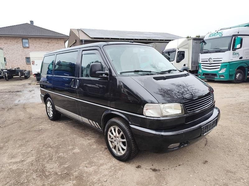 Second-hand VW T4 102 CP (75 kW) 2002 Negru Van