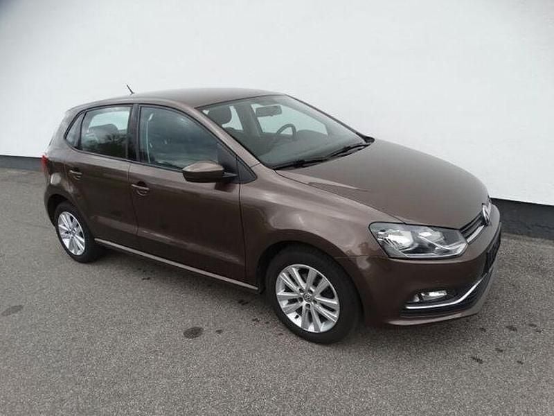 Gebraucht VW Polo Comfortline 147 PS (108 kW) 2016 Braun Limousine