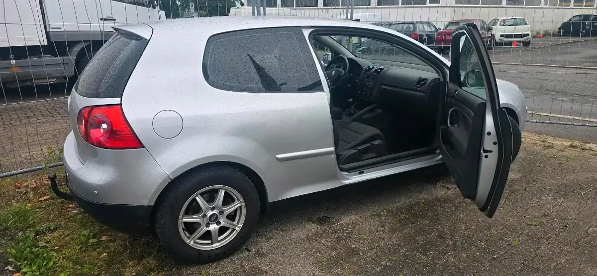 Gebraucht VW Golf V Edition 140 PS (102 kW) 2007 Silber Kombi