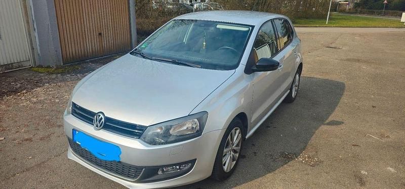 Gebraucht VW Polo Style 60 PS (44 kW) 2012 Silber Kleinwagen