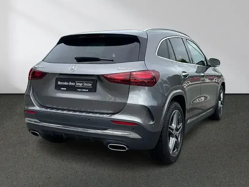 Gebraucht Mercedes GLA220 Premium 190 PS (139 kW) 2024 Grau SUV