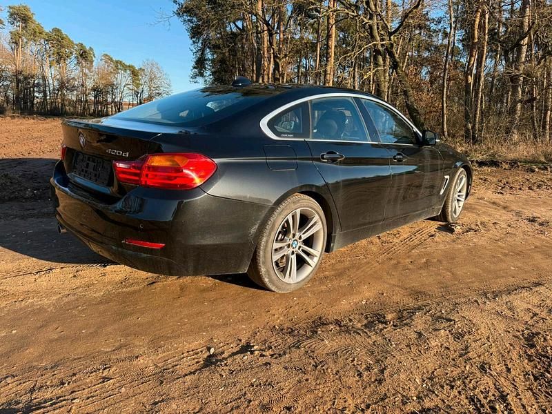 Schwarz Gebraucht 2017 BMW 420 Coupé | 11.995 € (Superpreis) - Bild 1/4