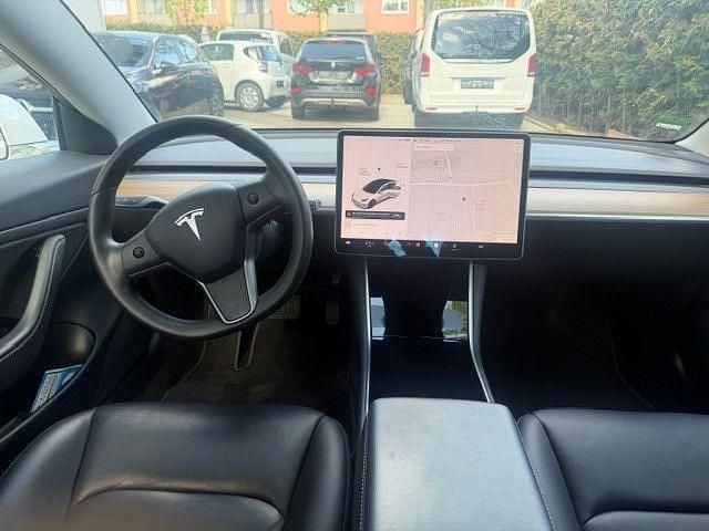Second-hand Tesla Model 3 350 kW (476 CP) 2020 Alb Berlinǎ