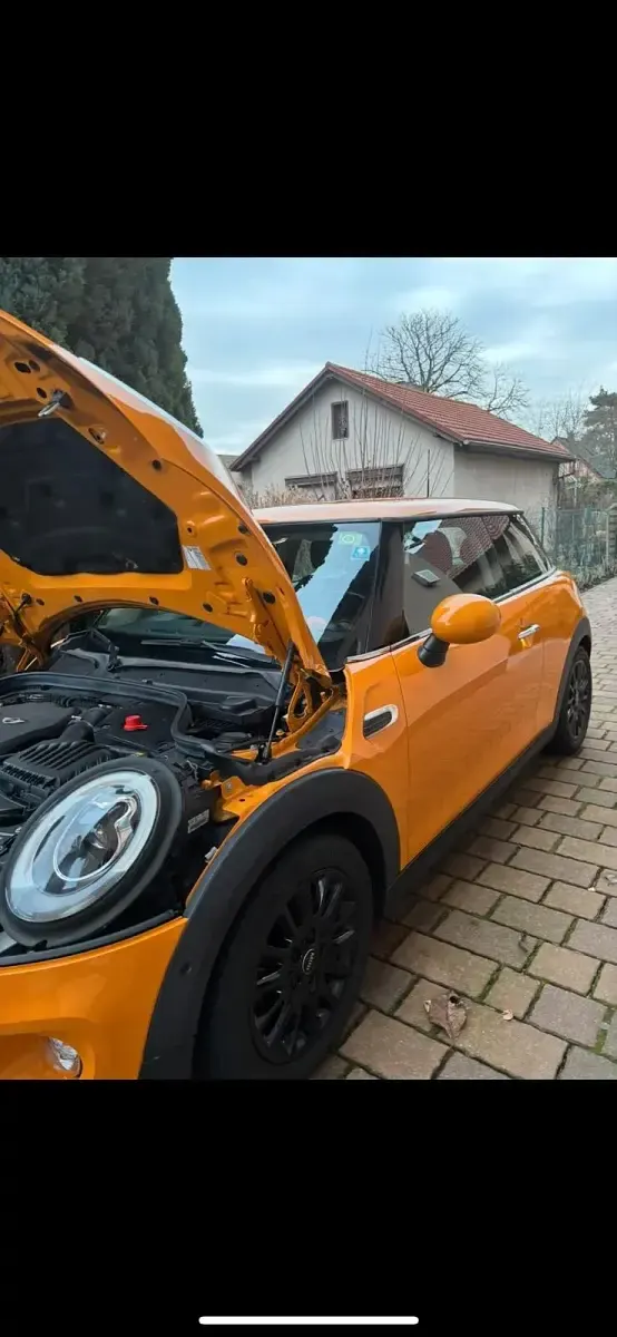 Gebraucht Mini Cooper 102 PS (75 kW) 2019 Orange Kleinwagen