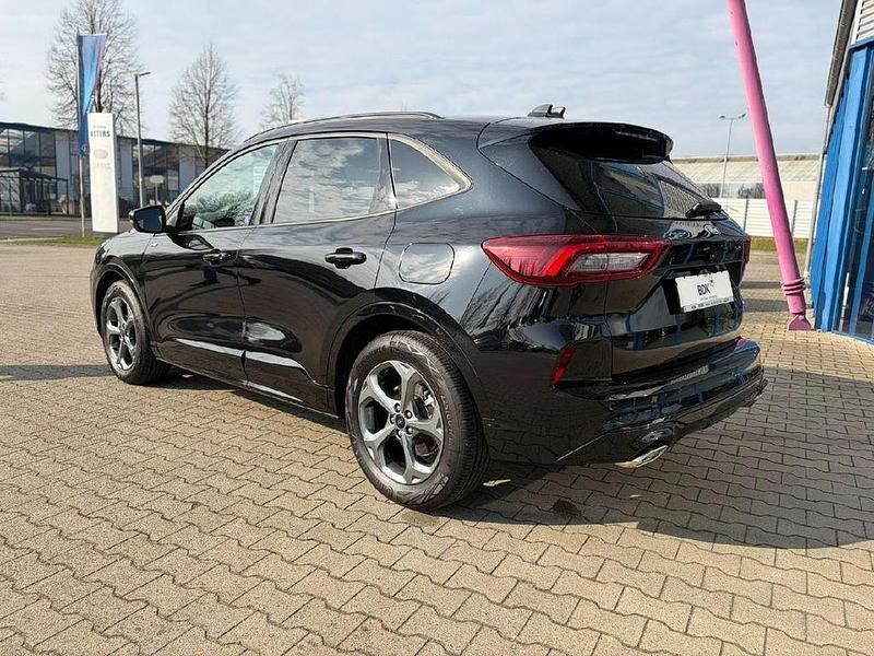 Gebraucht Ford Kuga ST-Line 186 PS (136 kW) 2025 Schwarz SUV