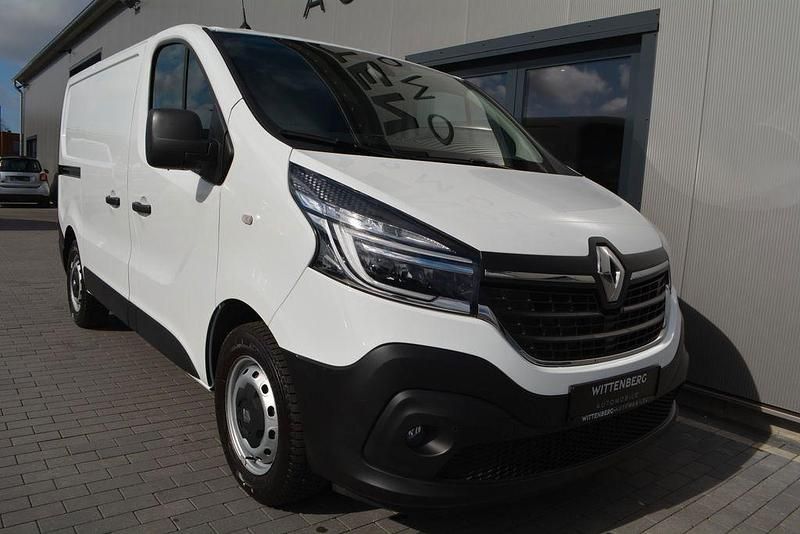 Gebraucht Renault Trafic Komfort 120 PS (88 kW) 2020 Weiß Van / Kleinbus