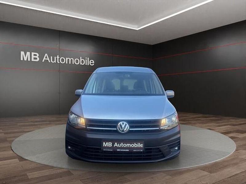 Gebraucht VW Caddy Maxi 102 PS (75 kW) 2017 Silber Van / Kleinbus