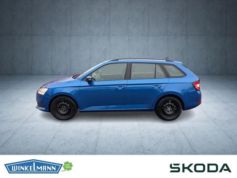 Gebraucht Skoda Fabia Active 60 PS (44 kW) 2023 Raceblau metallic Kombi