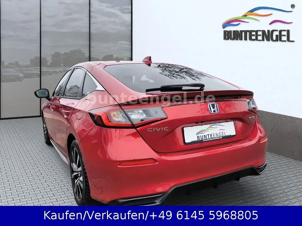 Gebraucht Honda Civic Elegance 184 PS (135 kW) 2025 Rot Limousine