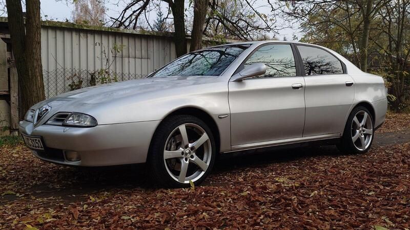 Silber Gebraucht 2001 Alfa Romeo 166 Distinctive Limousine | 1.300 € (Fairer Preis) - Bild 1/4