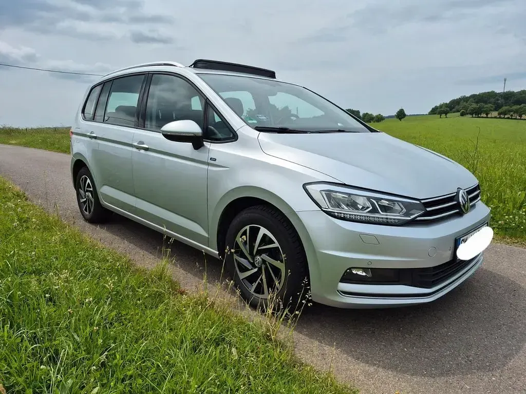 Gebraucht VW Touran Join 150 PS (110 kW) 2018 Silber Van / Kleinbus