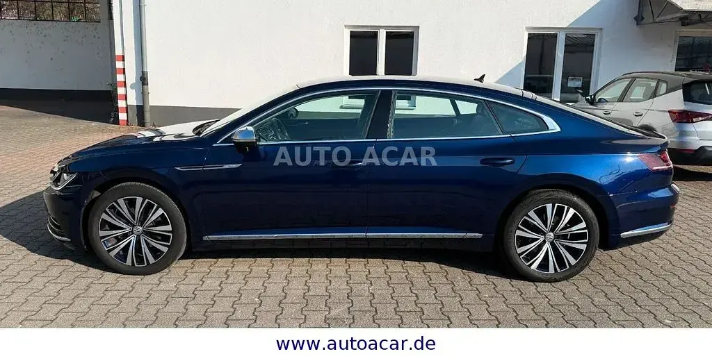 Gebraucht VW Arteon Elegance 190 PS (139 kW) 2018 Atlantic blue Kleinwagen