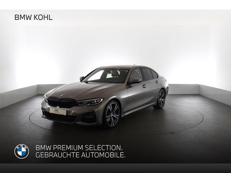 Grau Gebraucht 2022 BMW 330 M Sport Limousine | 38.580 € (Fairer Preis) - Bild 1/4