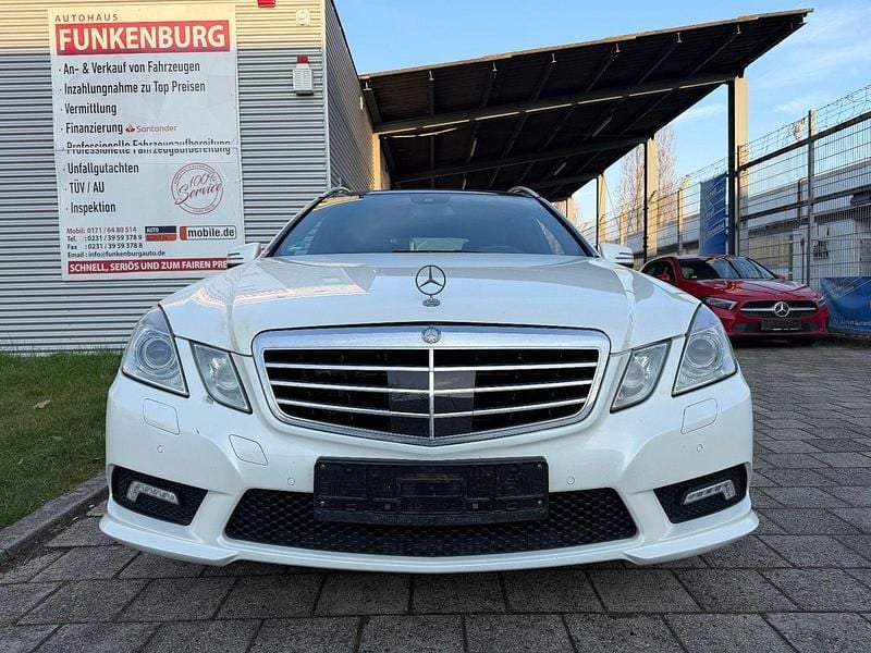 Gebraucht Mercedes E350 AMG 265 PS (194 kW) 2011 Weiß Kombi