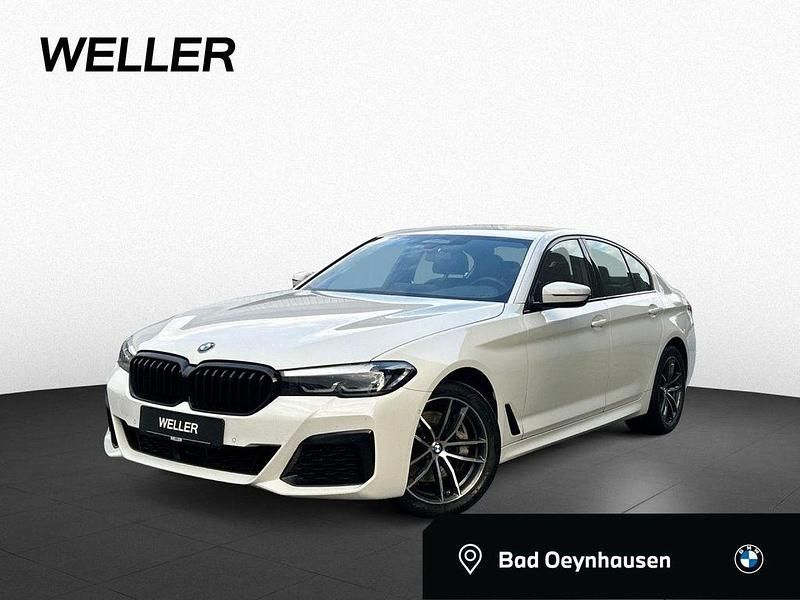 Alpinweiss (weiß) Gebraucht 2022 BMW 540 M Sport Limousine | 42.450 € (Superpreis) - Bild 1/4
