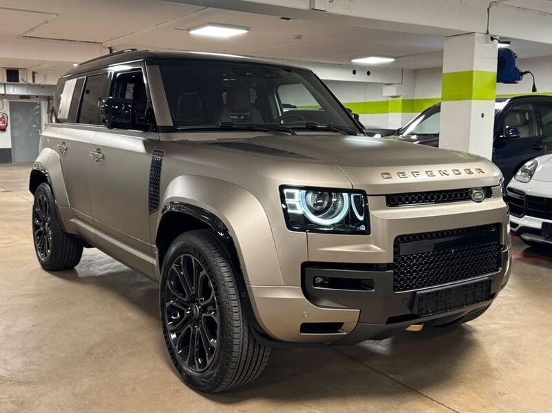 Gold Neu 2025 Land Rover Defender SUV | 199.999 € - Bild 1/4
