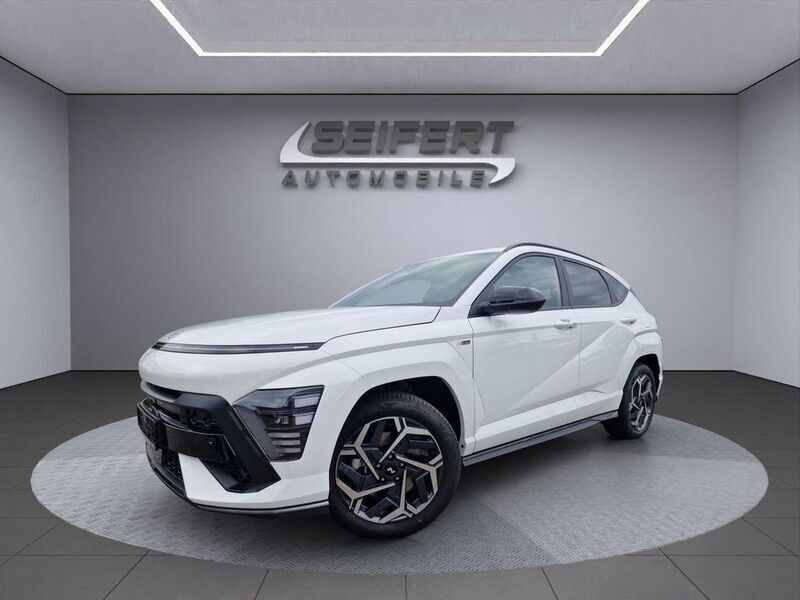 Atlas white Neu 2025 Hyundai Kona N Line SUV | 33.990 € (Etwas zu teuer) - Bild 1/4