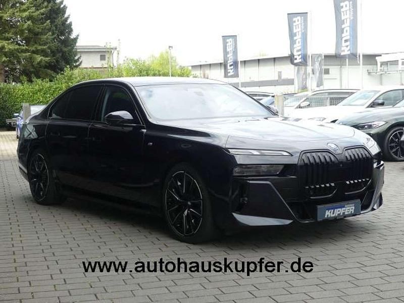 Gebraucht BMW i7 M Sport 334 kW (455 PS) 2024 Carbonschwarz Limousine