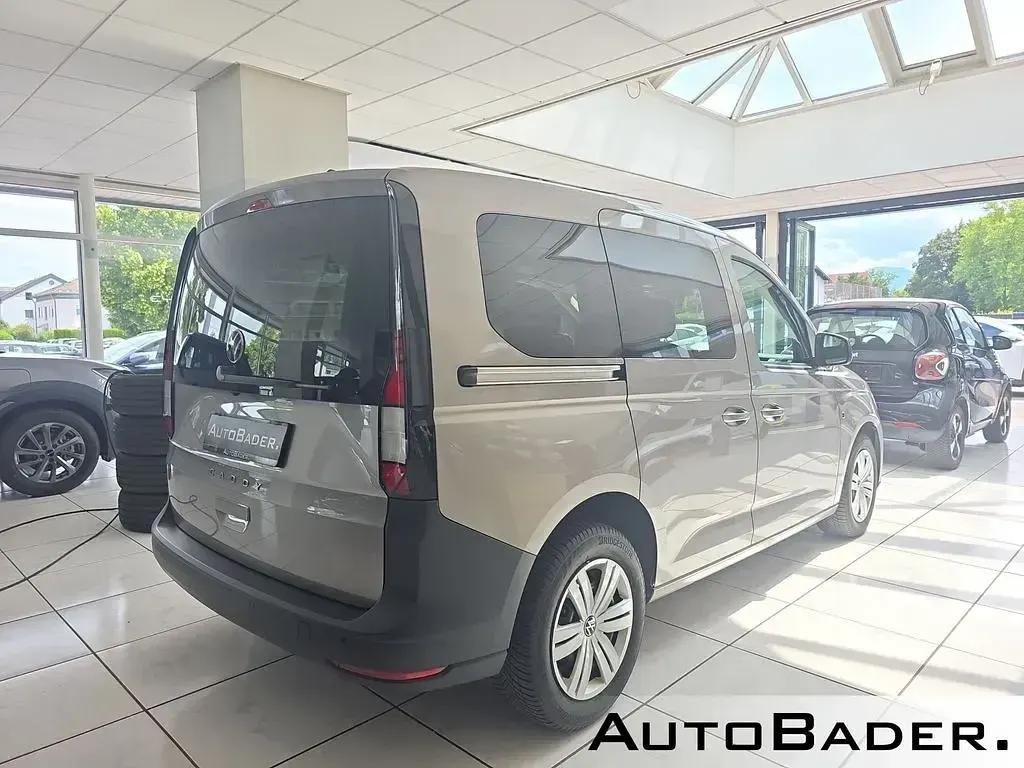 Gebraucht VW Caddy 122 PS (89 kW) 2024 Beige Van / Kleinbus