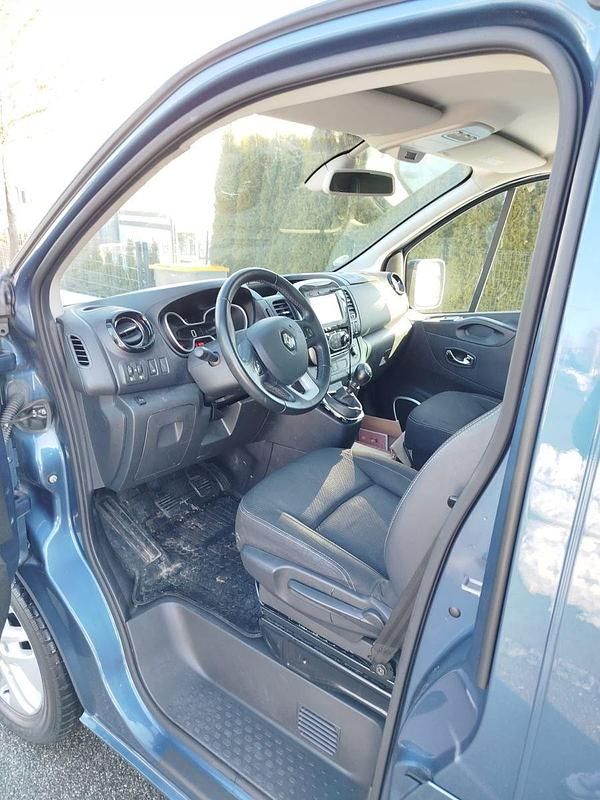 Gebraucht Renault Trafic 125 PS (91 kW) 2018 Blau Van / Kleinbus