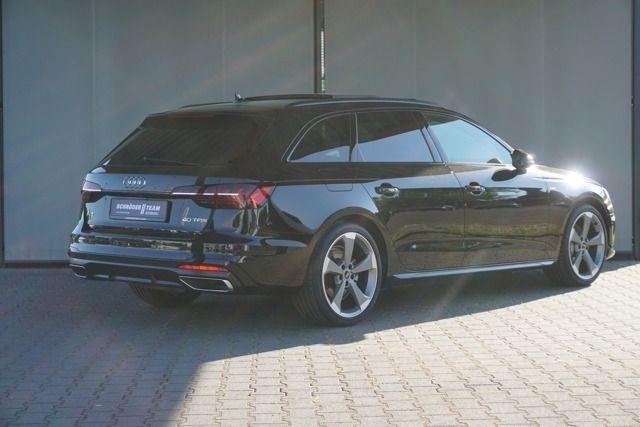Gebraucht Audi A4 S-Line 204 PS (150 kW) 2024 Mythosschwarz metallic Kombi