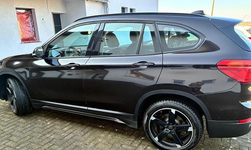 Gebraucht BMW X1 190 PS (139 kW) 2015 Braun SUV