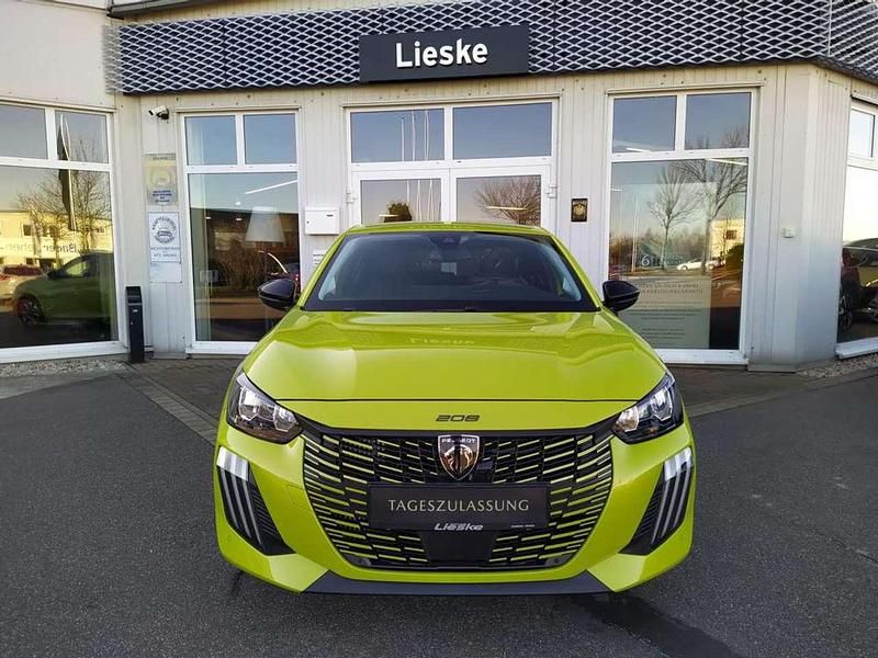 Agueda gelb metallic Gebraucht 2024 Peugeot 208 Allure Kleinwagen | 19.790 € (Etwas zu teuer) - Bild 1/4
