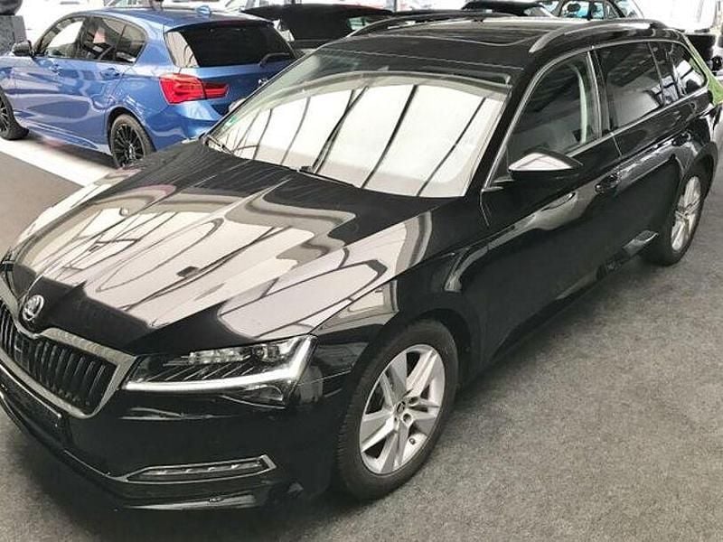 Gebraucht Skoda Superb 200 PS (147 kW) 2022 Schwarz Limousine