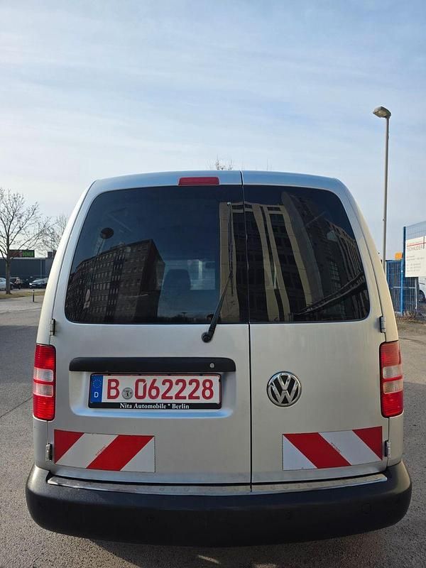 Gebraucht VW Caddy 102 PS (75 kW) 2014 Silber Van / Kleinbus