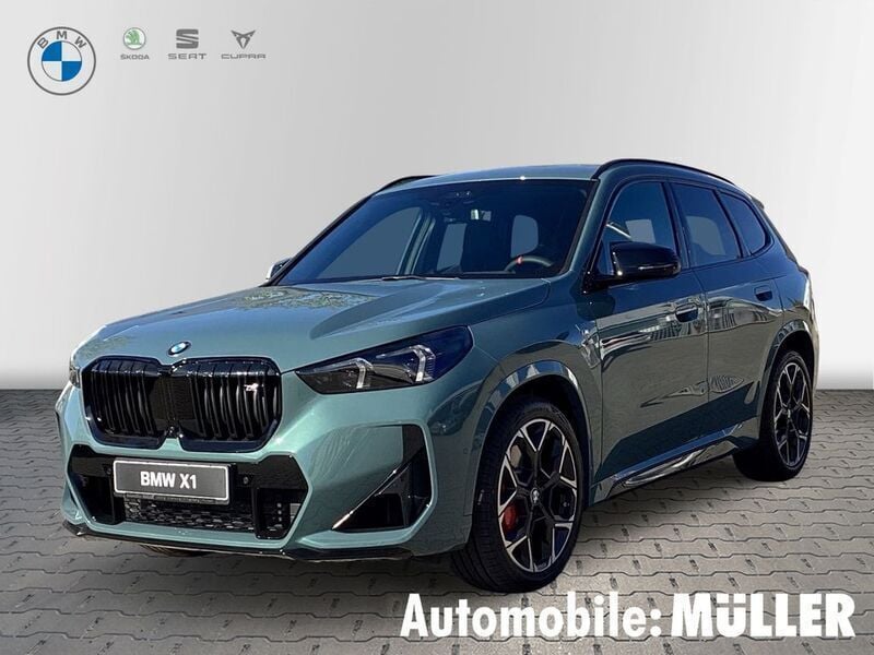 Gruen Neu 2024 BMW X1 Luxury Line SUV | 62.285 € (Fairer Preis) - Bild 1/4