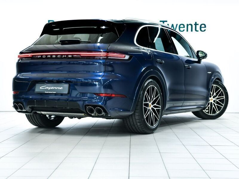 Gebraucht Porsche Cayenne 470 PS (345 kW) 2025 Blau SUV