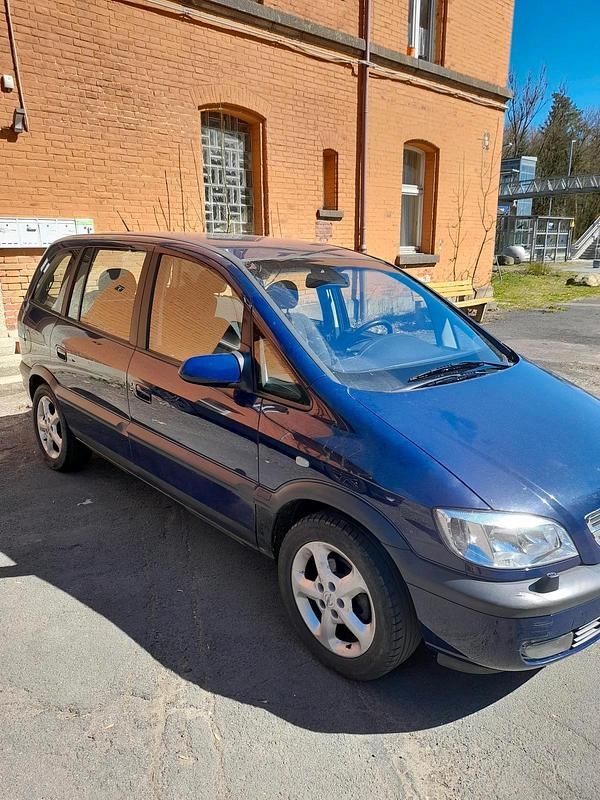 Gebraucht Opel Zafira 125 PS (91 kW) 2003 Blau Van / Kleinbus