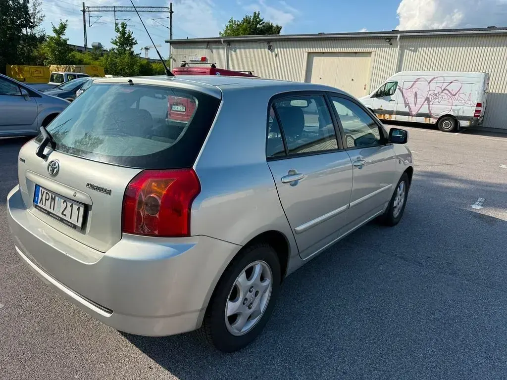 Gebraucht Toyota Corolla Sol 110 PS (80 kW) 2007 Silber Limousine