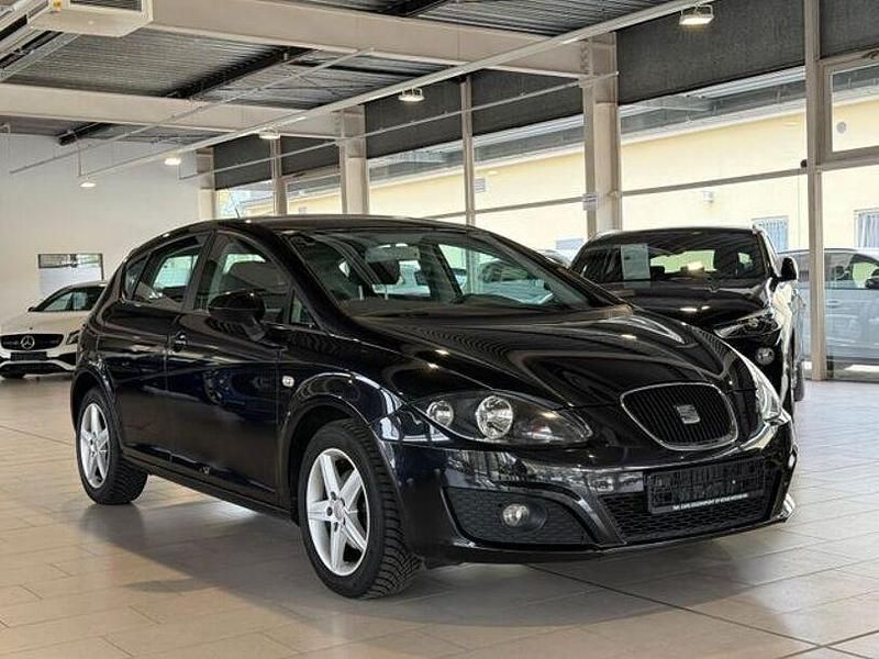 Second-hand Seat Leon Style 105 CP (77 kW) 2011 Negru Hatchback