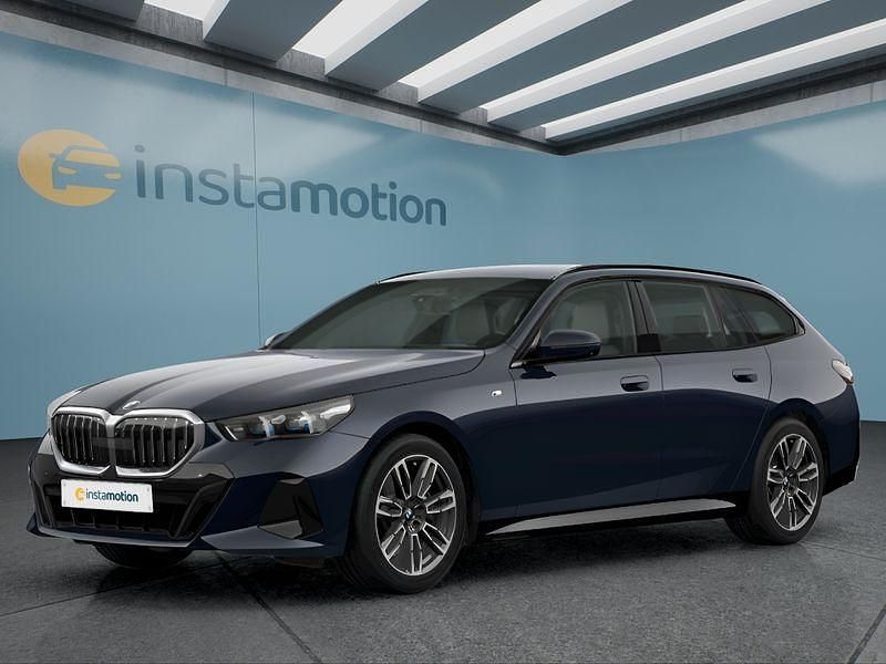 Schwarz Gebraucht 2024 BMW 540 M Sport Kombi | 68.449 € - Bild 1/4