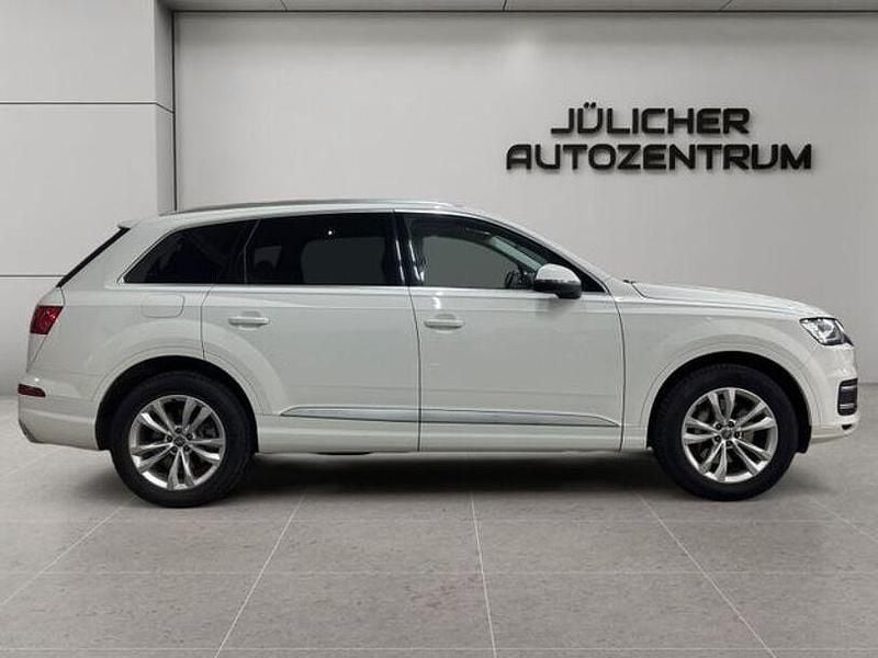 Gebraucht Audi Q7 Ambiente 333 PS (244 kW) 2017 Weiß SUV