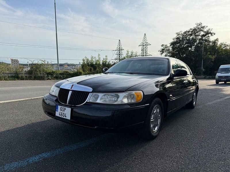 Schwarz Gebraucht 1998 Lincoln Town Car Limousine | 7.000 € - Bild 1/4