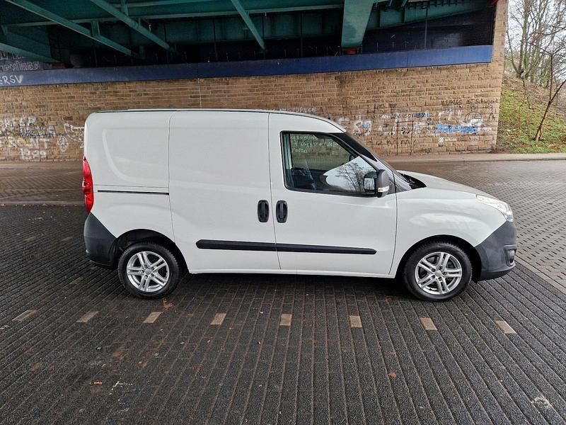 Gebraucht Opel Combo 95 PS (69 kW) 2015 Van / Kleinbus