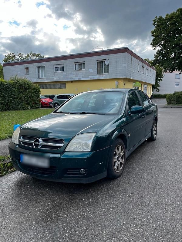 Grün Gebraucht 2005 Opel Vectra Limousine | 390 € (Superpreis) - Bild 1/4