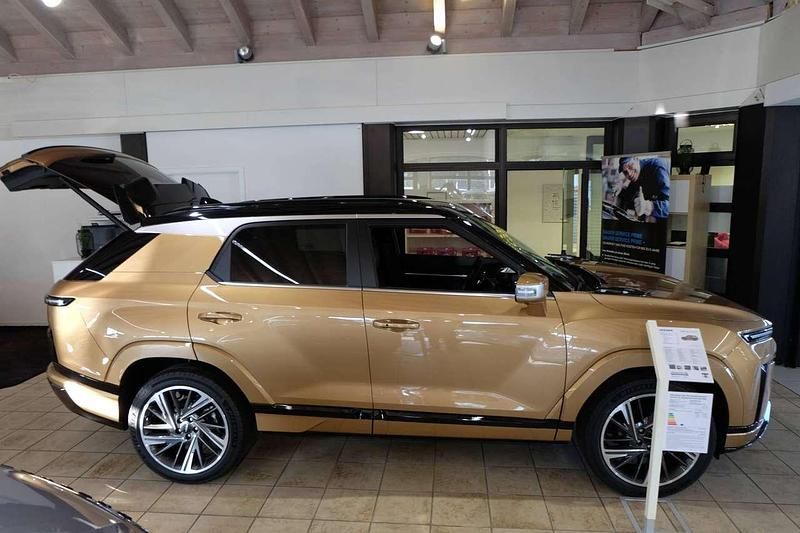 Neu SsangYong Actyon 163 PS (119 kW) 2026 Royal copper/space black SUV