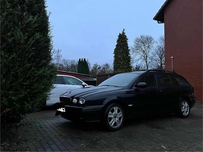 Schwarz Gebraucht 2005 Jaguar X-type Kombi | 1.800 € (Fairer Preis) - Bild 1/4