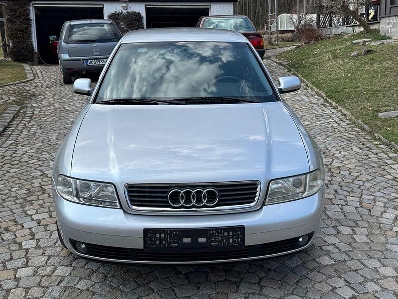 Gebraucht Audi A4 Sport 90 PS (66 kW) 2000 Silber Limousine