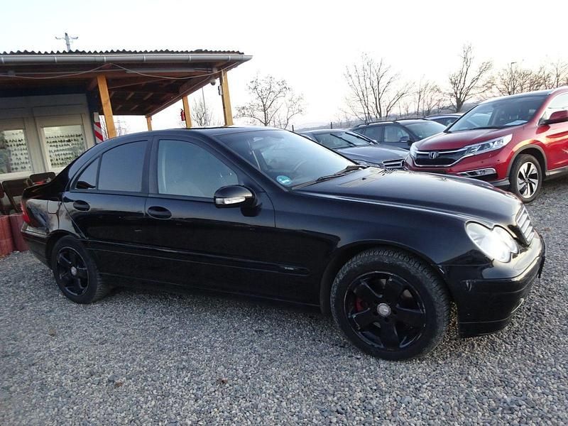 Gebraucht Mercedes C320 Classic 218 PS (160 kW) 2003 Schwarz Limousine
