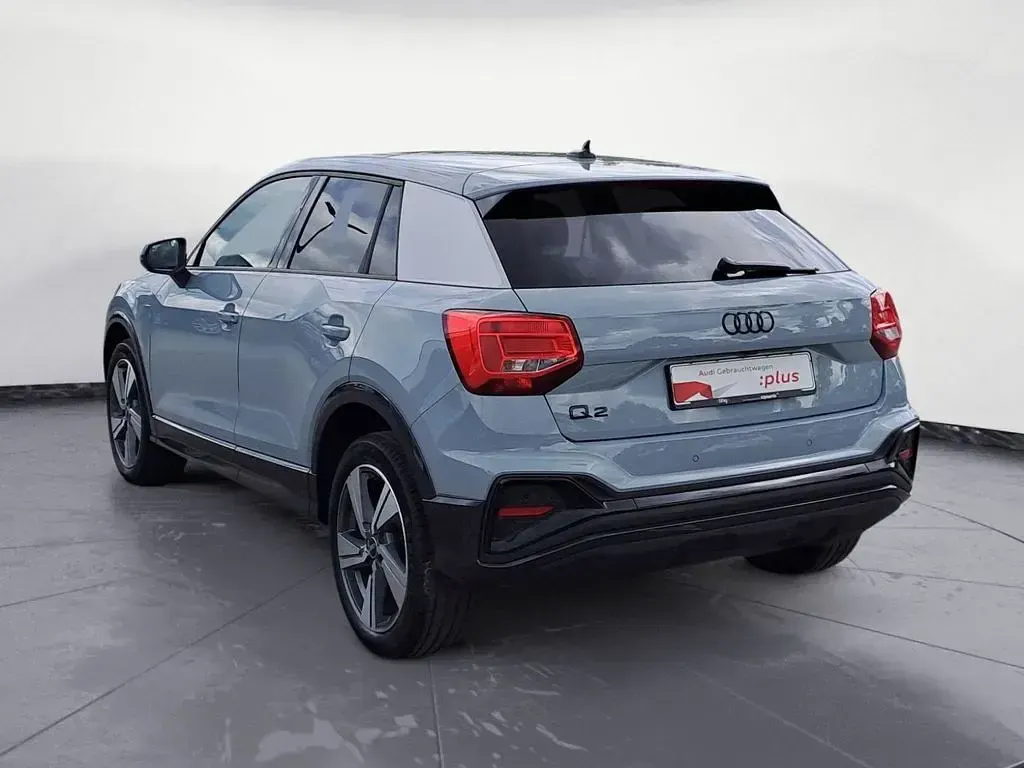 Gebraucht Audi Q2 S-Line 110 PS (80 kW) 2023 Grau SUV