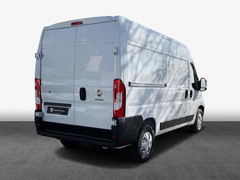 Ducato weiß Gebraucht 2023 Fiat E-Ducato Limousine | 39.975 € - Bild 1/2