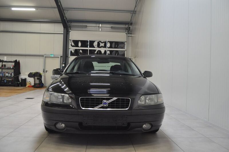 Gebraucht Volvo S60 Comfort 140 PS (102 kW) 2002 Schwarz Limousine