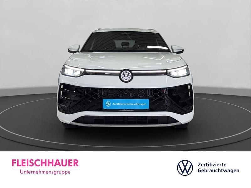 Gebraucht VW Tayron R-line 193 PS (141 kW) 2025 Weiss SUV